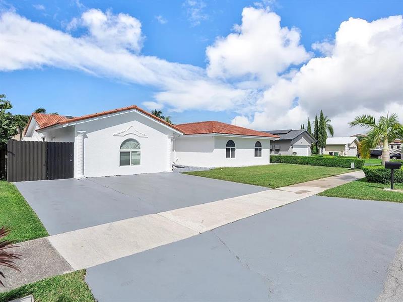 13961 SW 156th Terrace Miami FL 33177