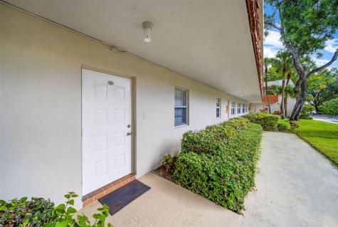801 Cypress Boulevard Pompano Beach FL 33069