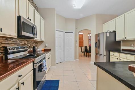 602 SW Mccall Road Port St Lucie FL 34953