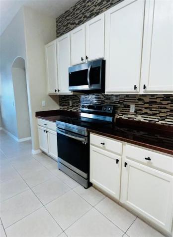 602 SW Mccall Road Port St Lucie FL 34953