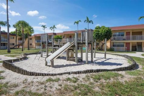 850 E Commercial Boulevard Oakland Park FL 33334