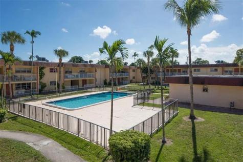 850 E Commercial Boulevard Oakland Park FL 33334