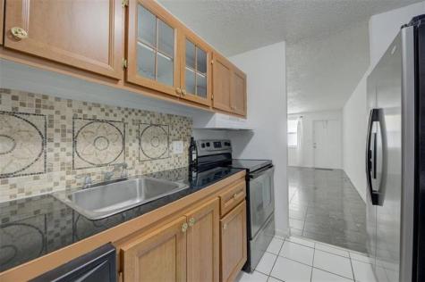 850 E Commercial Boulevard Oakland Park FL 33334