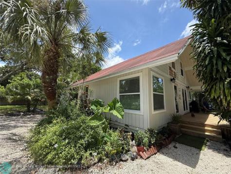 22990 SW 156th Avenue Miami FL 33170