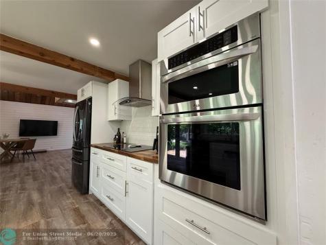 22990 SW 156th Avenue Miami FL 33170