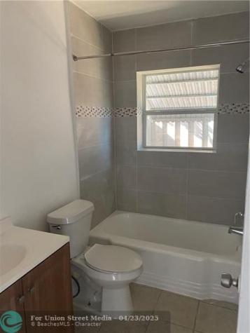 1906 Mckinley Street Hollywood FL 33021