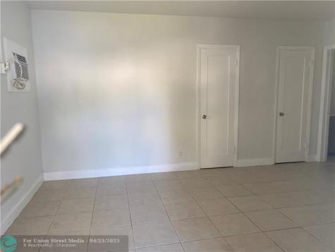 1906 Mckinley Street Hollywood FL 33021
