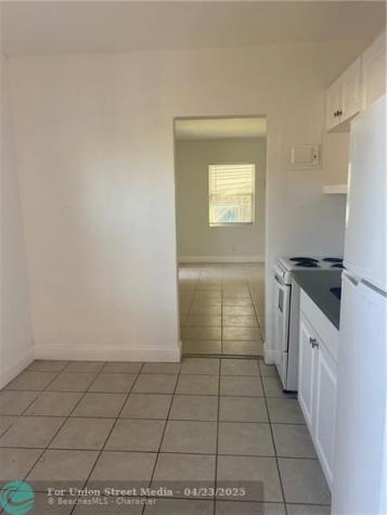 1906 Mckinley Street Hollywood FL 33021