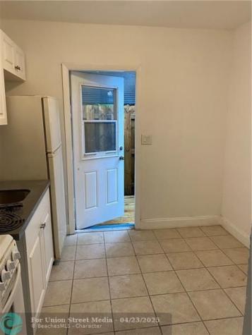 1906 Mckinley Street Hollywood FL 33021