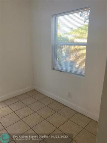 1906 Mckinley Street Hollywood FL 33021