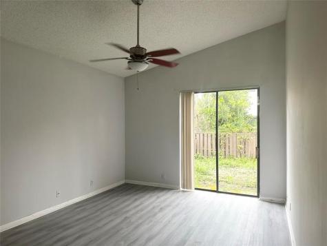 10461 NW 12th Court Plantation FL 33322