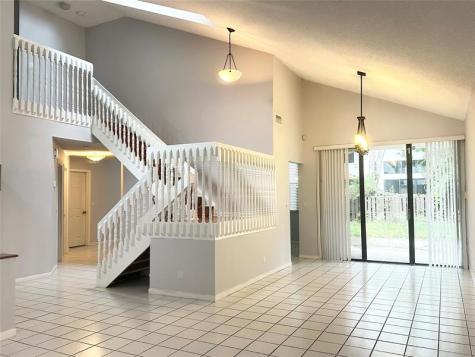 10461 NW 12th Court Plantation FL 33322
