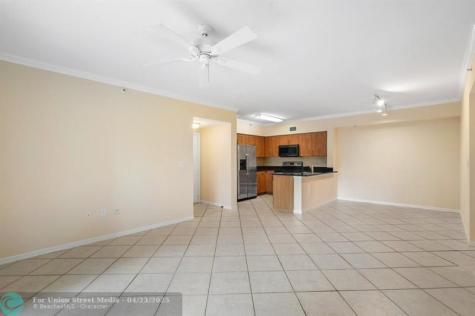 6492 Emerald Dunes Drive West Palm Beach FL 33411