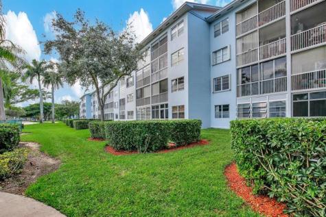 12500 SW 5th Court Pembroke Pines FL 33027