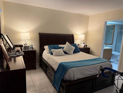 12500 SW 5th Court Pembroke Pines FL 33027