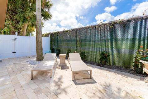 1724 37TH Street West Palm Beach FL 33407