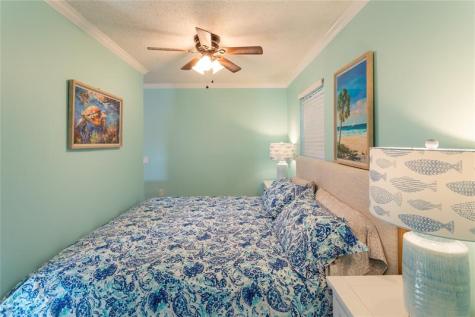 1724 37TH Street West Palm Beach FL 33407