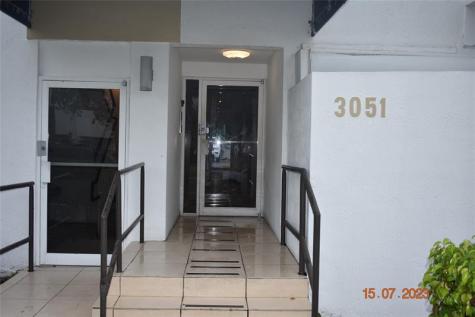 3051 SW 27th Avenue Miami FL 33133