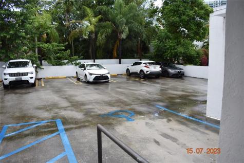 3051 SW 27th Avenue Miami FL 33133