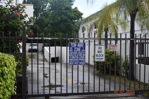 3051 SW 27th Avenue Miami FL 33133