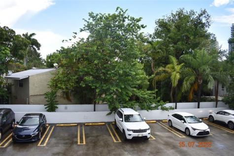 3051 SW 27th Avenue Miami FL 33133