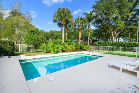 8019 Nevis Place Wellington FL 33414