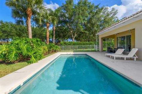 8019 Nevis Place Wellington FL 33414