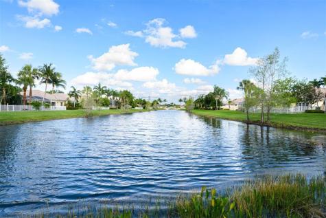 8019 Nevis Place Wellington FL 33414