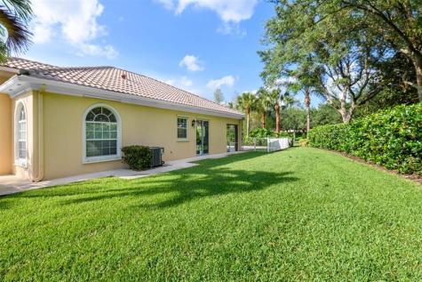 8019 Nevis Place Wellington FL 33414