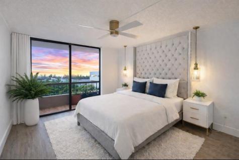 7040 Coral Way Miami FL 33155