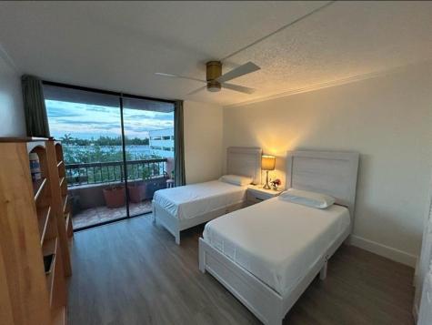 7040 Coral Way Miami FL 33155