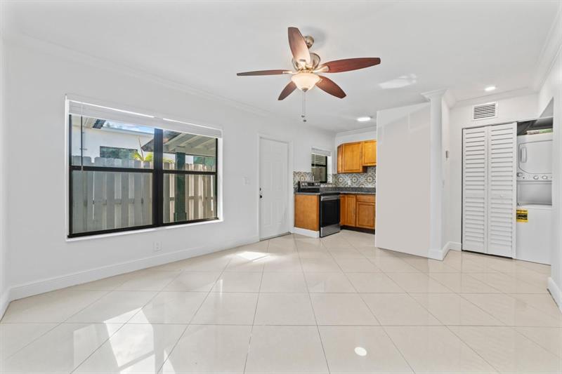 814 NE 14 Place Fort Lauderdale FL 33304
