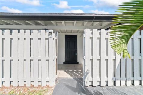814 NE 14 Place Fort Lauderdale FL 33304