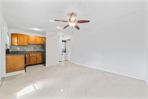 814 NE 14 Place Fort Lauderdale FL 33304