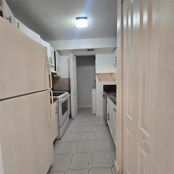 15470 SW 82nd Lane Miami FL 33193