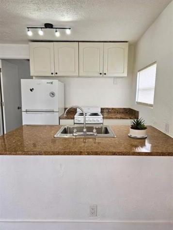 700 NW 9th Avenue Pompano Beach FL 33060