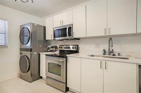 2850 Forest Hills Boulevard Coral Springs FL 33065