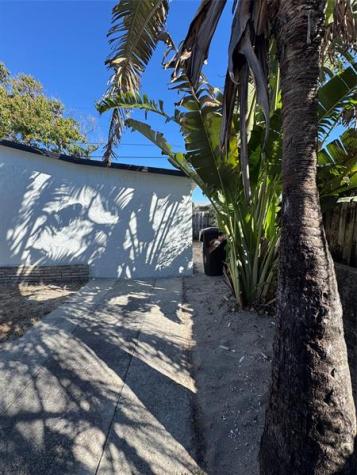 429 45TH Street West Palm Beach FL 33407