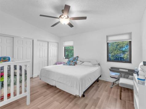 9831 Riverside Drive Coral Springs FL 33071
