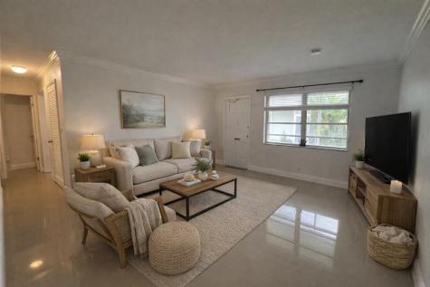 2451 Lincoln Street Hollywood FL 33020