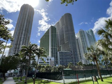 1750 N Bayshore Drive Miami FL 33132
