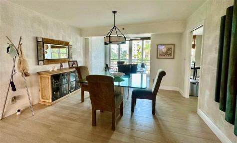 7582 NE Regency Lake Drive Boca Raton FL 33433