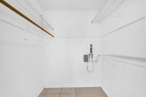 9 NE 19th Court Wilton Manors FL 33305