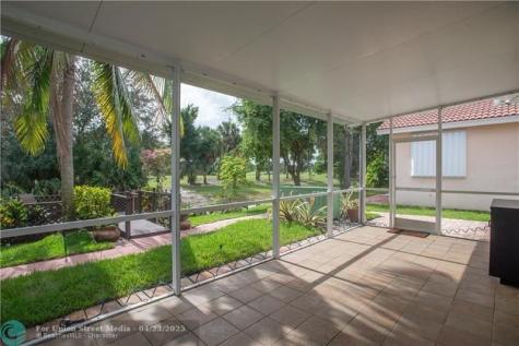 3576 Canary Palm Court Pompano Beach FL 33069