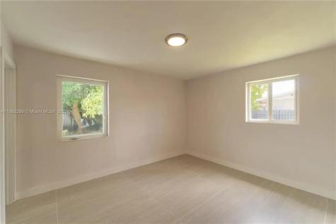 11872 SW 196th Terrace Miami FL 33177