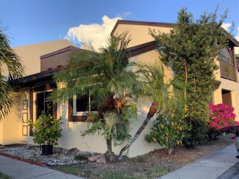 5280 Bosque Lane West Palm Beach FL 33415