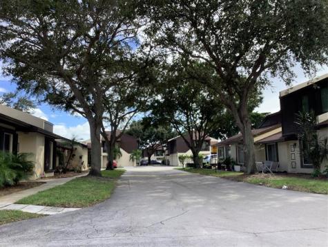 5280 Bosque Lane West Palm Beach FL 33415
