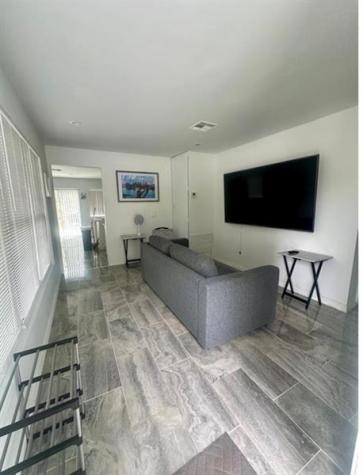 2520 Fillmore Street Hollywood FL 33020
