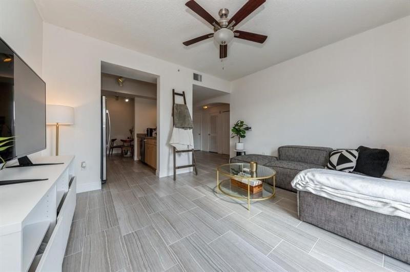 533 NE 3rd Avenue Fort Lauderdale FL 33301