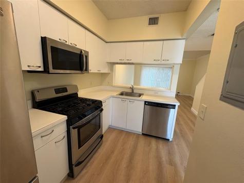 7835 Dixie Beach Circle Tamarac FL 33321